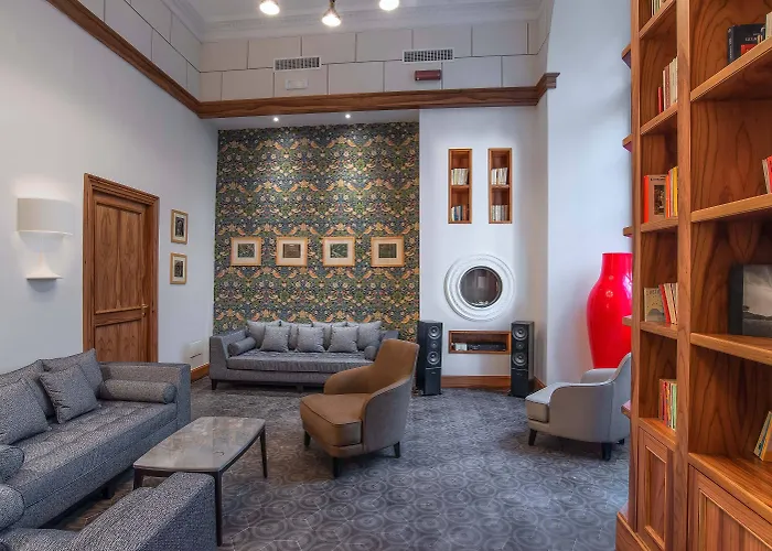 Hotel Damaso